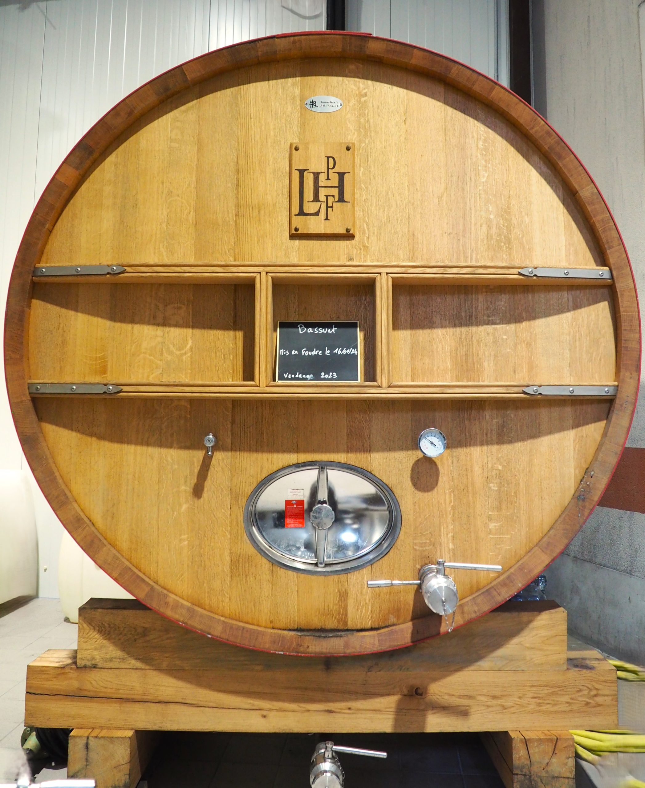 Champagne L'Hoste Foudre